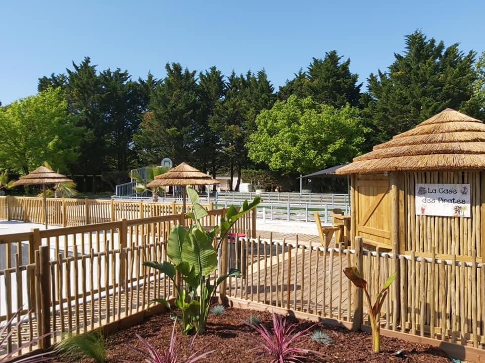 Camping Les Maraises Saint-Martin-de-Ré Dış mekan fotoğraf